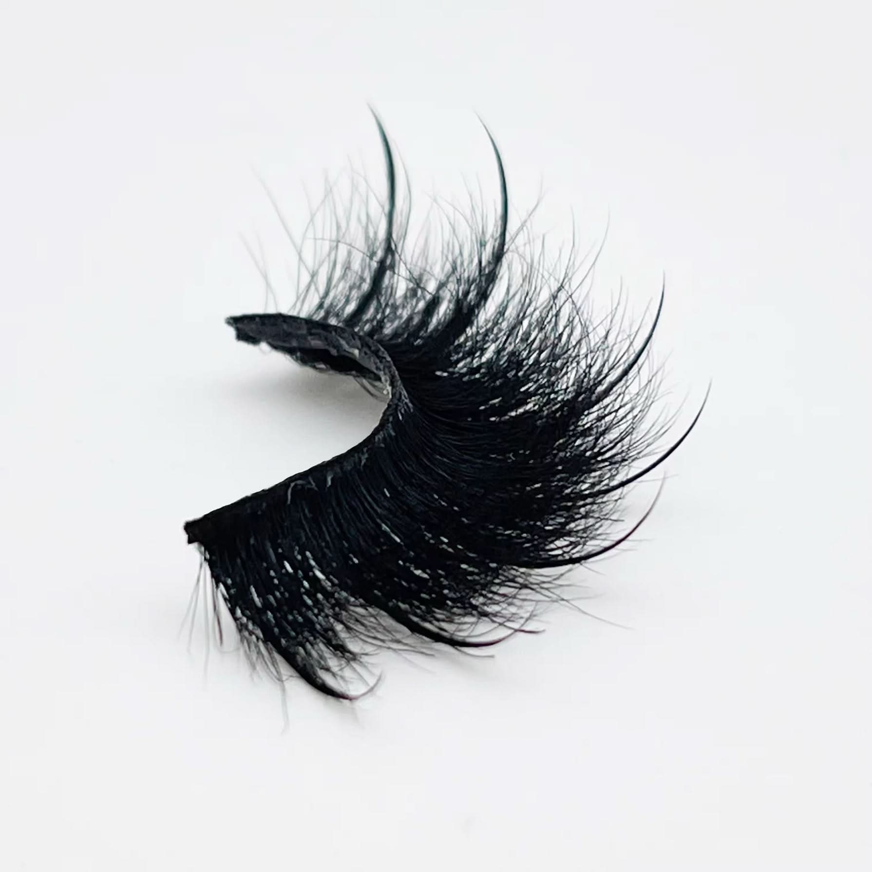 ‘UNSTOPPABLE’ Spiked Lashes - KAIYAA COSMETICS